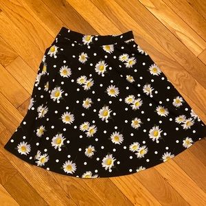 Women’s Skirt Medium